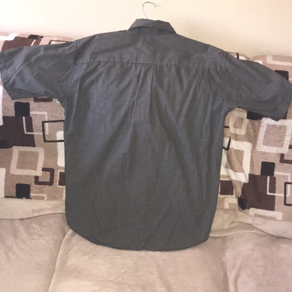 Van Heusen Medium 15-15.5โ button down blue tan white ๐ - Picture 3 of 6